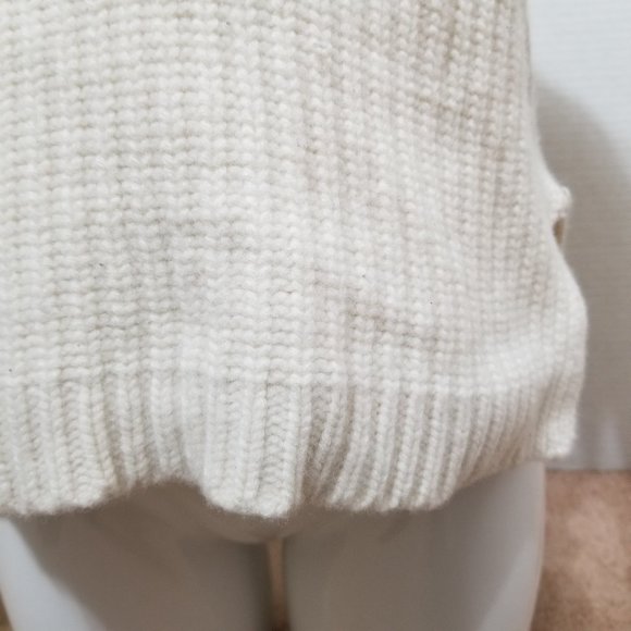 J.Crew sweater Small Lambswool Pointelle pullover knit side split 100% wool - Picture 7 of 16